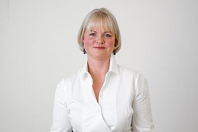 Christiane Raab